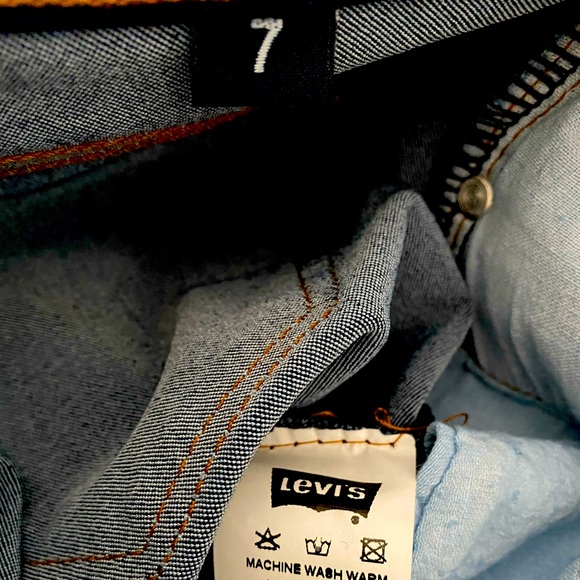 Levi’s Jeans - Picture 10 of 11